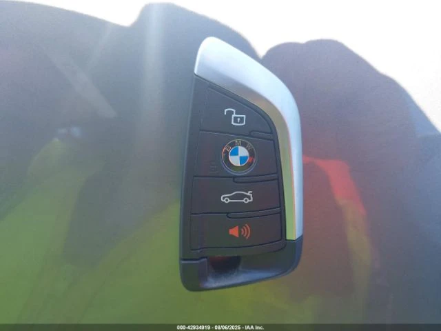 BMW i4 eDrive40, снимка 11 - Автомобили и джипове - 54232181
