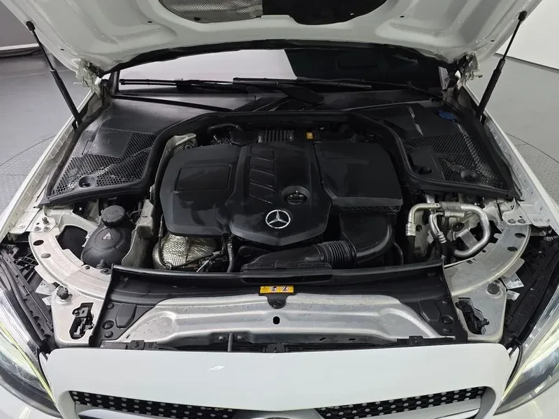 Mercedes-Benz C 220 D 4MATIC COUPE AMG Line, снимка 6 - Автомобили и джипове - 55174015