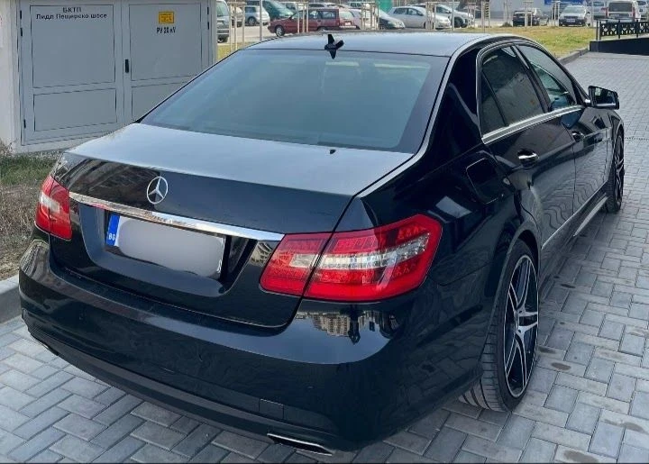 Mercedes-Benz E 350, снимка 3 - Автомобили и джипове - 55679528
