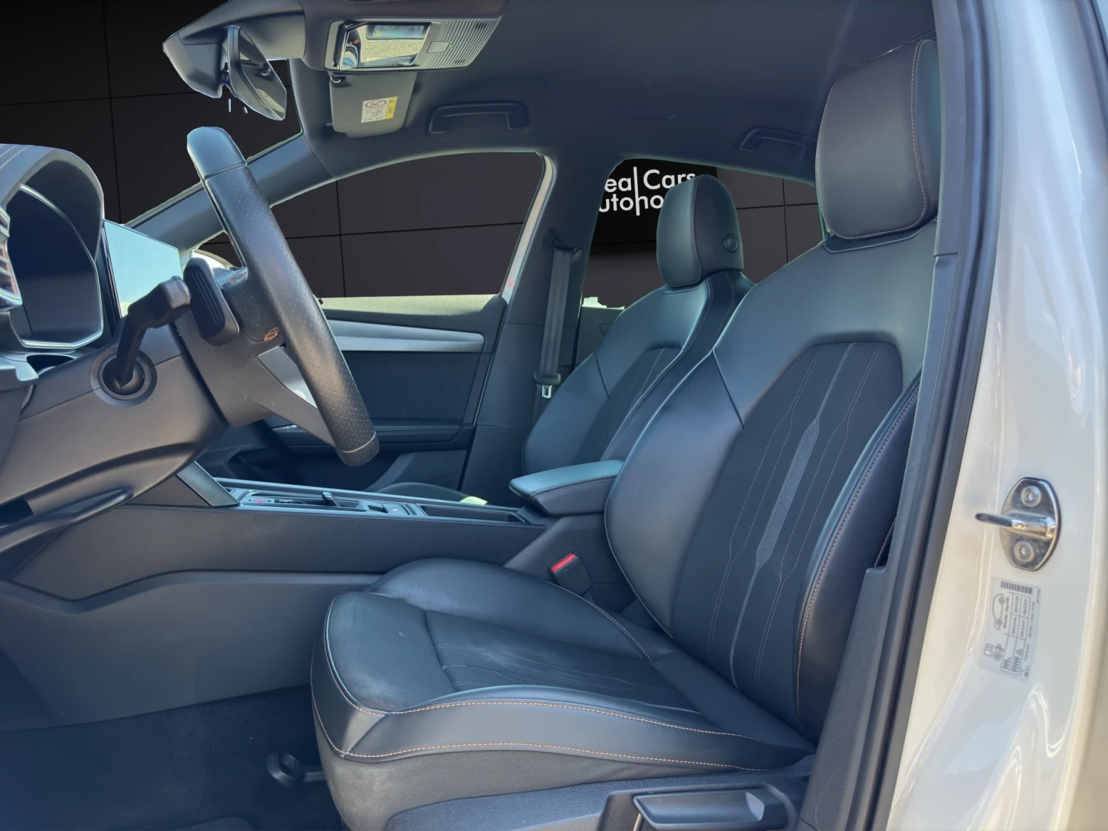 Cupra Formentor 1.5 TSI* DISTR* KEYLESS* CAMERA* CARPLAY - изображение 8