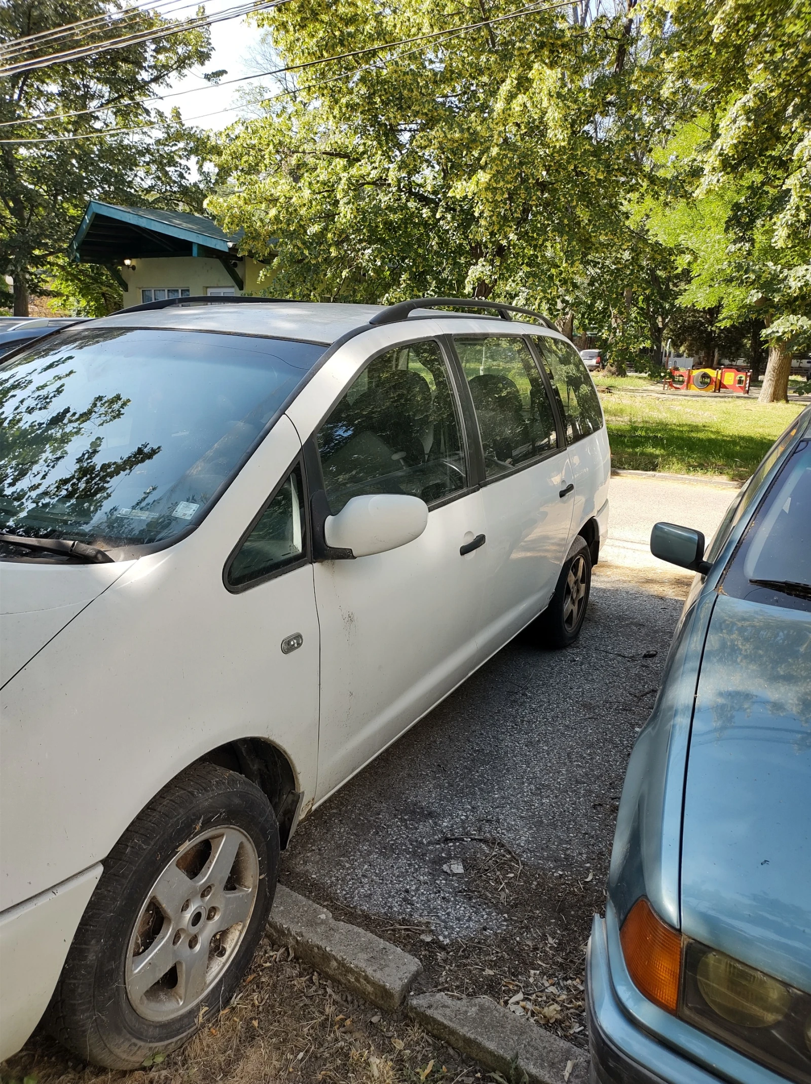 Seat Alhambra  - изображение 2
