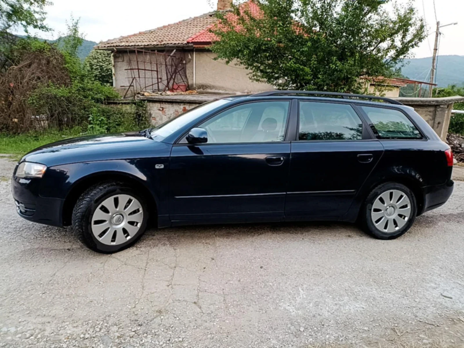 Audi A4 2.0 140  - изображение 3