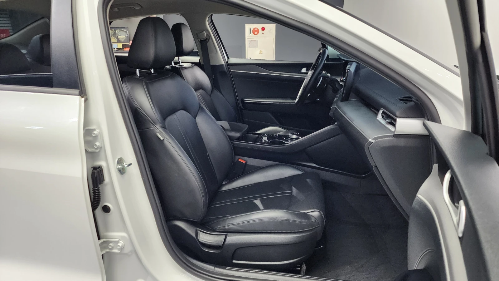 Kia K5 2.0LPI TRENDY - изображение 10