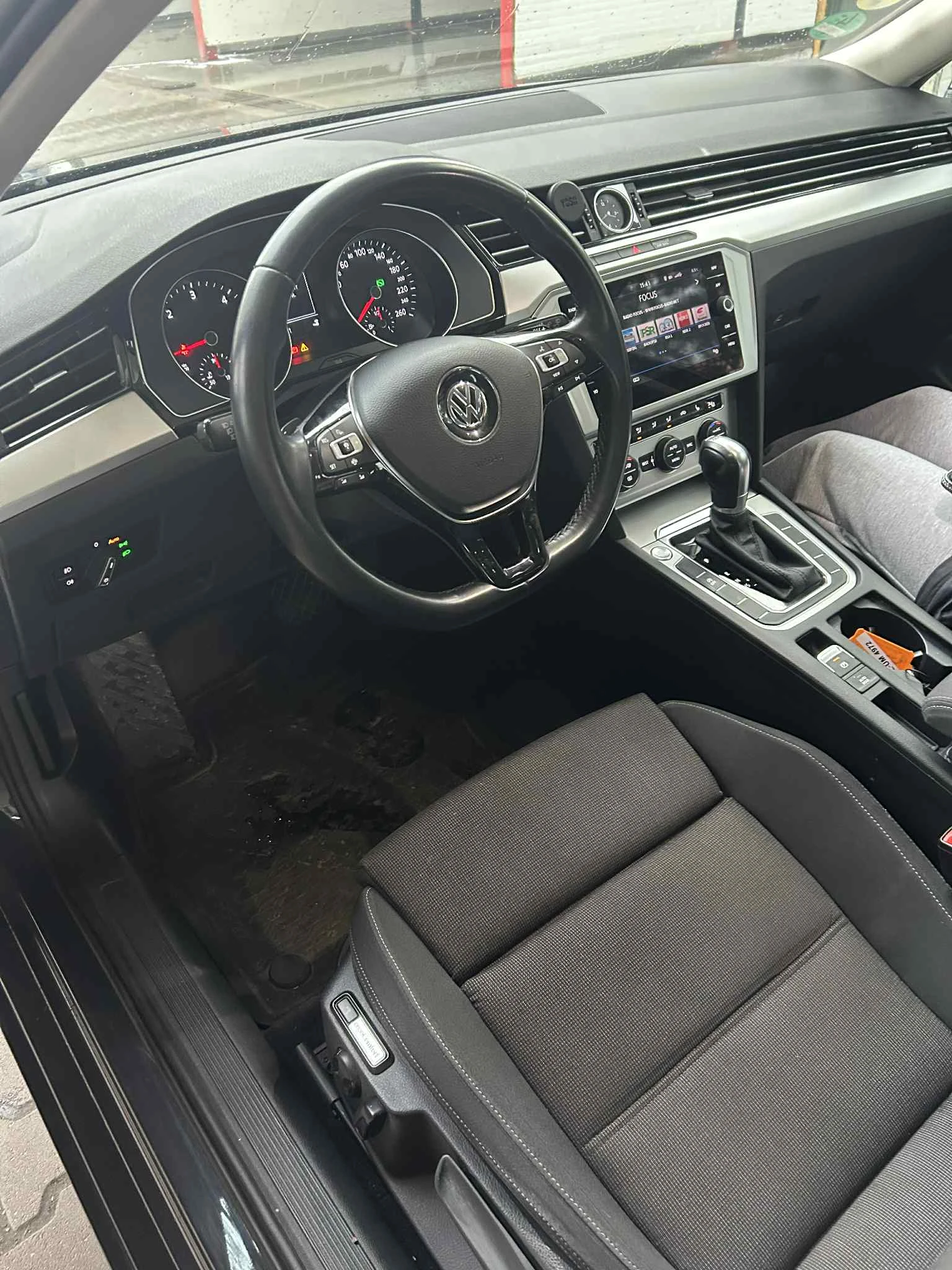 VW Passat B8 | Mobile.bg   11