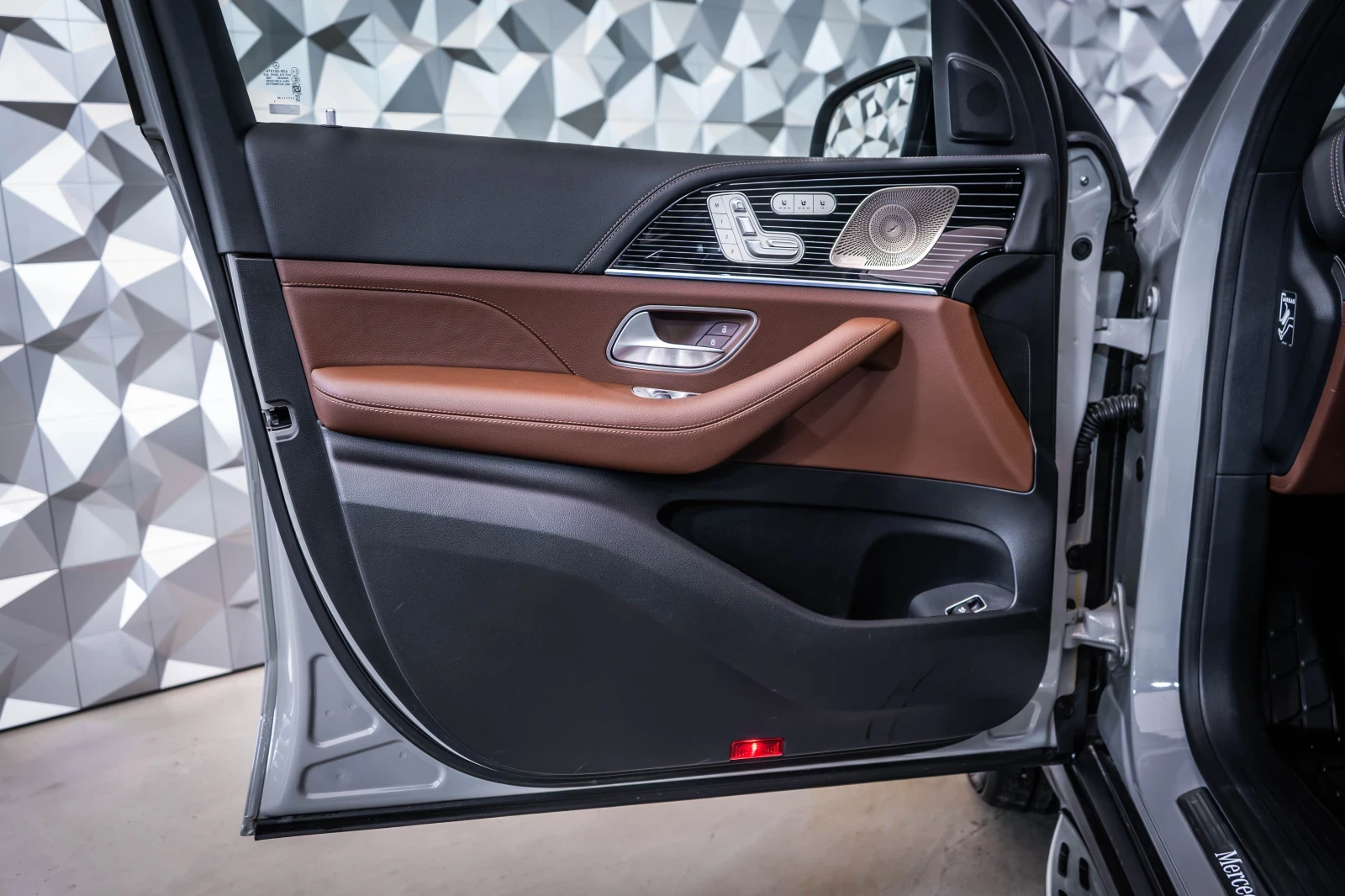 Mercedes-Benz GLE 450  d 4M AMG* Night* Pano* Burm*  | Mobile.bg   7