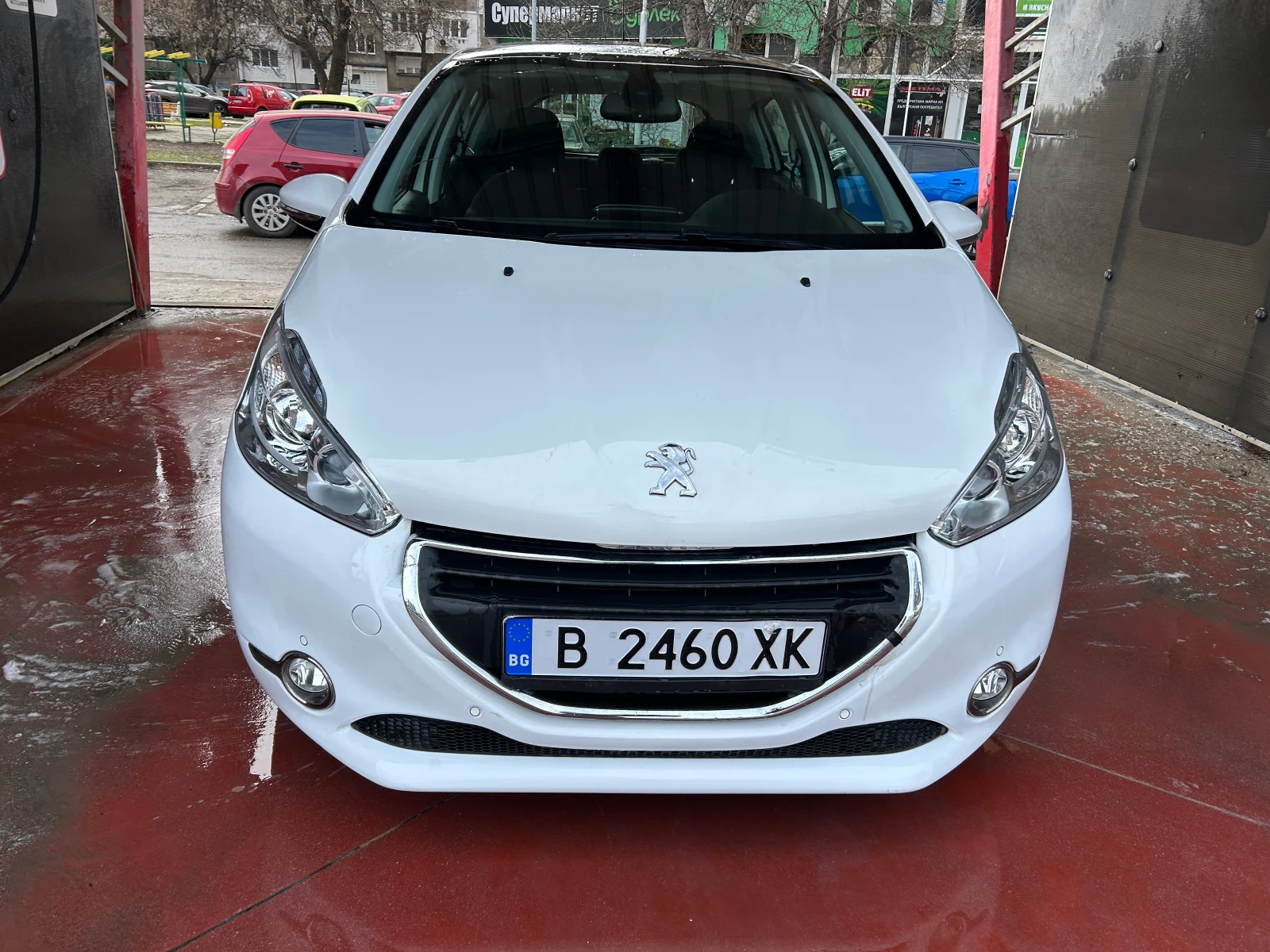 Peugeot 208 1.6i АВТОМАТИК, снимка 13 - Автомобили и джипове - 53760760