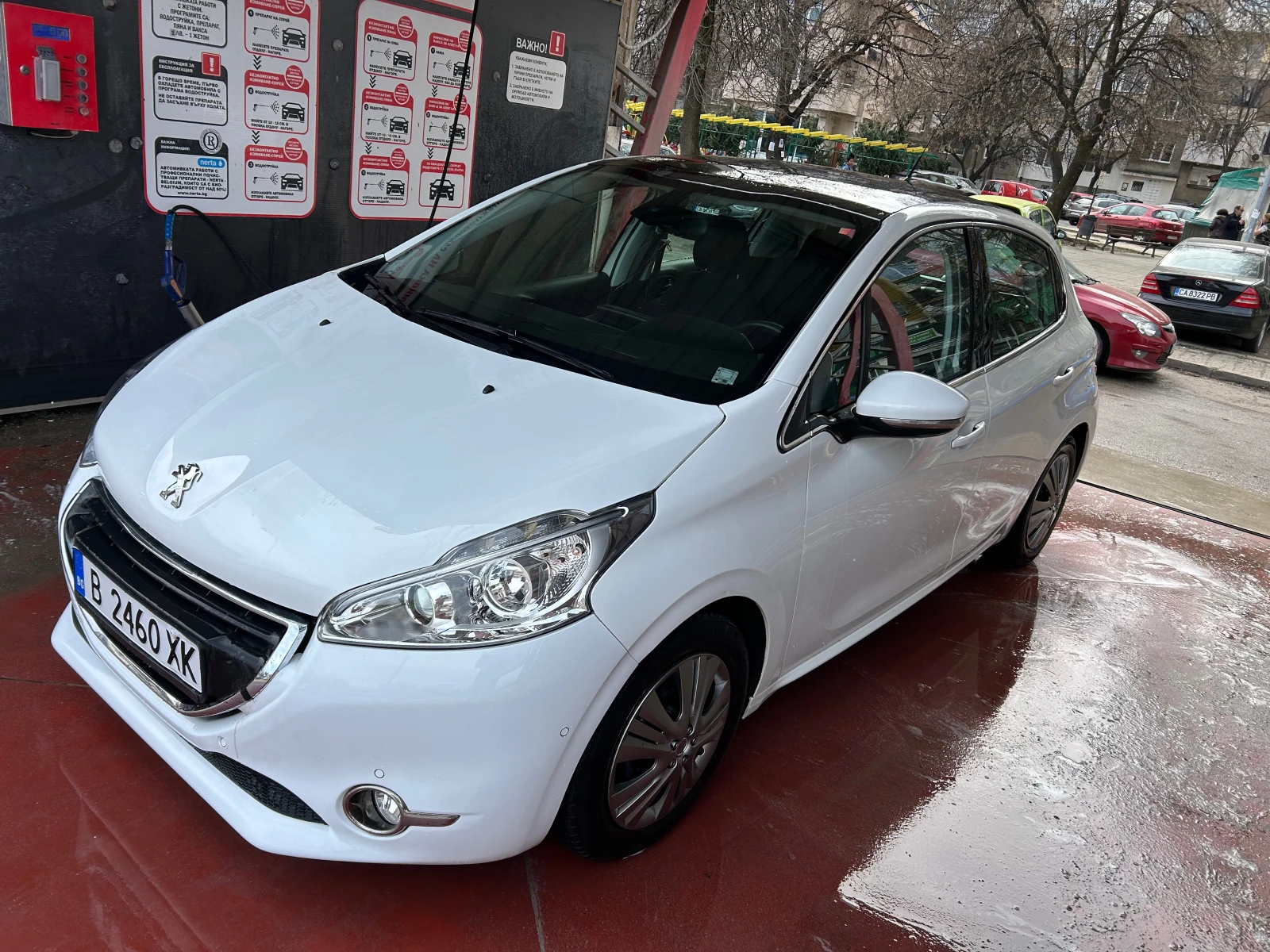 Peugeot 208 1.6i АВТОМАТИК