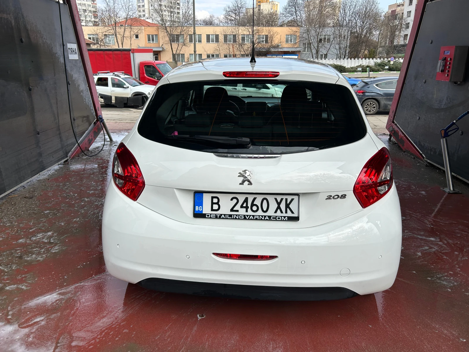 Peugeot 208 1.6i АВТОМАТИК, снимка 3 - Автомобили и джипове - 53760760