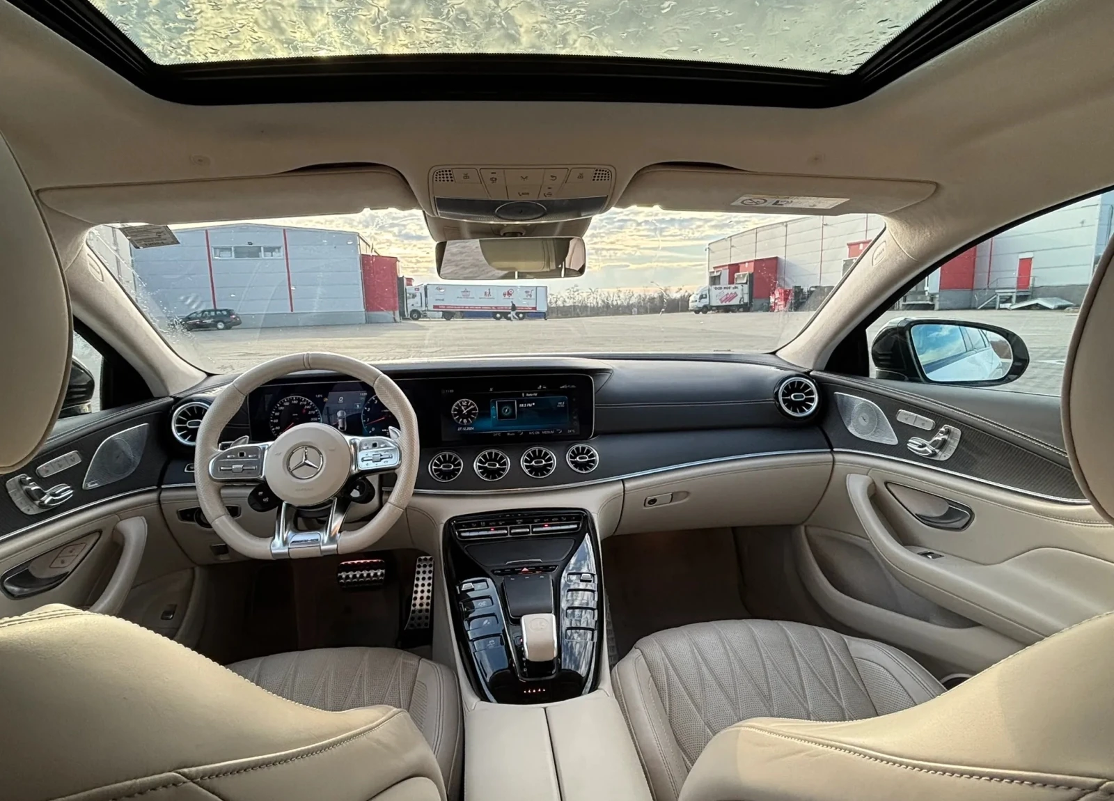 Mercedes-Benz AMG GT 63s 4Matic+ , снимка 7 - Автомобили и джипове - 53824504