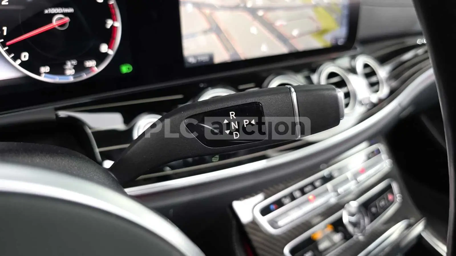 Mercedes-Benz E 450 Адаптивно окачване (ECS)* Адаптивен круиз контрол, снимка 9 - Автомобили и джипове - 54056633