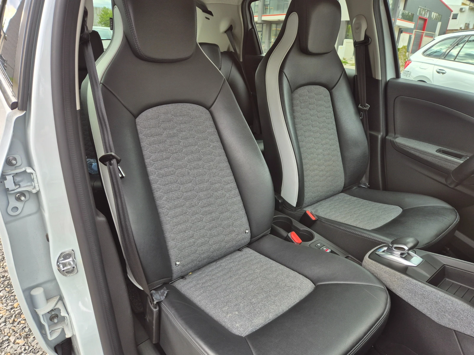 Renault Zoe R-135-INTENS-CCS PORT-TERMOPOMPA-PODGREV, снимка 10 - Автомобили и джипове - 54400516