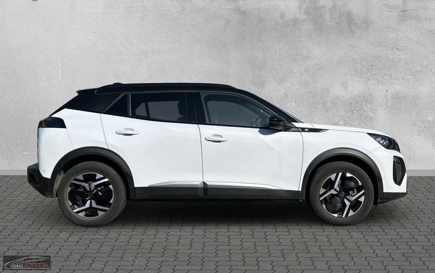 Peugeot 2008 GT/136HP/FACE/FULL-LED/360/NAVI/207h, снимка 4 - Автомобили и джипове - 54413612