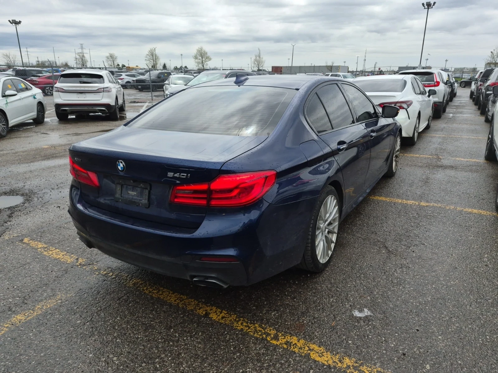 BMW 540 M-Pack* B58* Distronic* Headup* Масаж* Парфюм, снимка 3 - Автомобили и джипове - 54454578