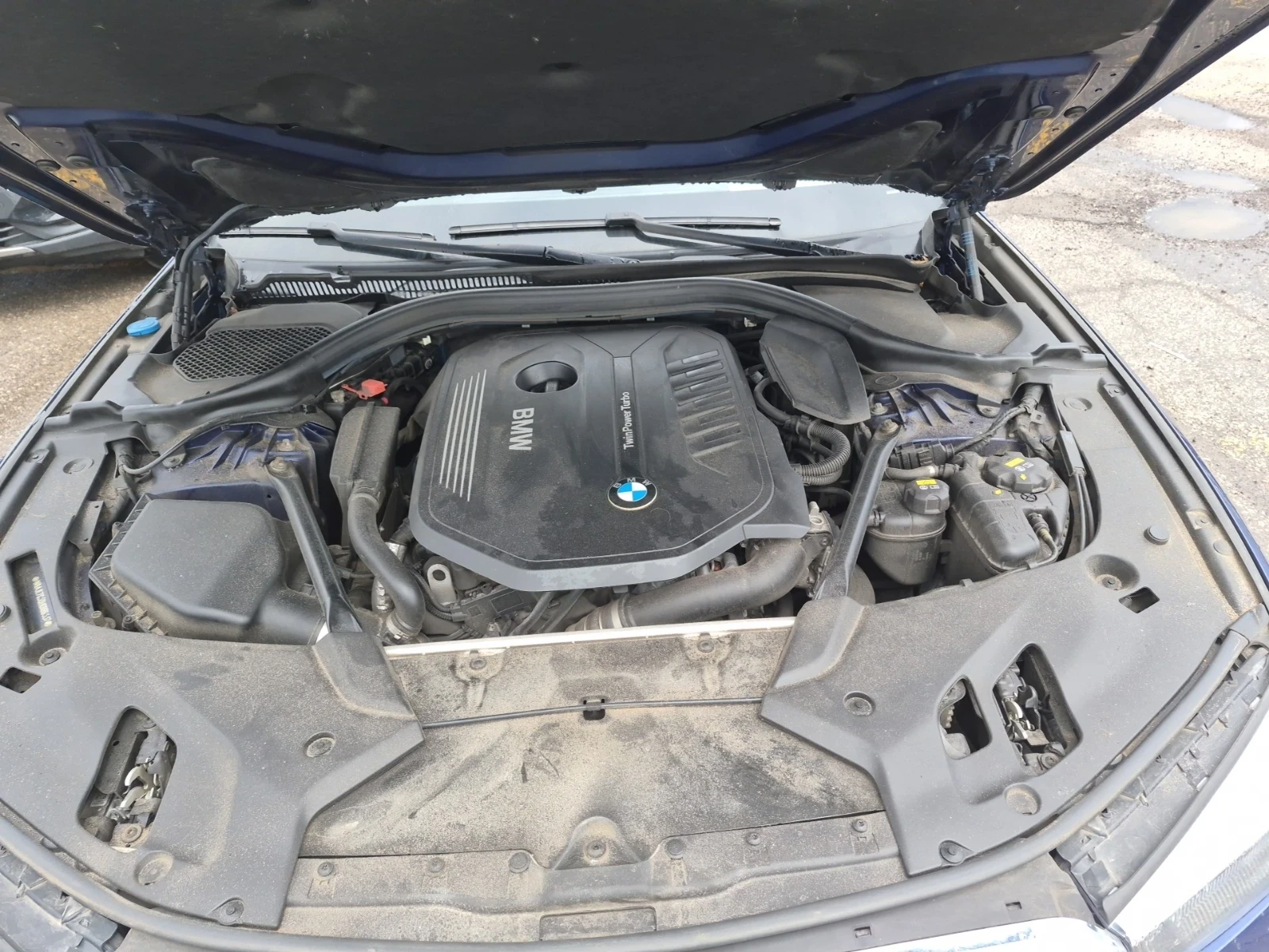 BMW 540 M-Pack* B58* Distronic* Headup* Масаж* Парфюм, снимка 11 - Автомобили и джипове - 54454578