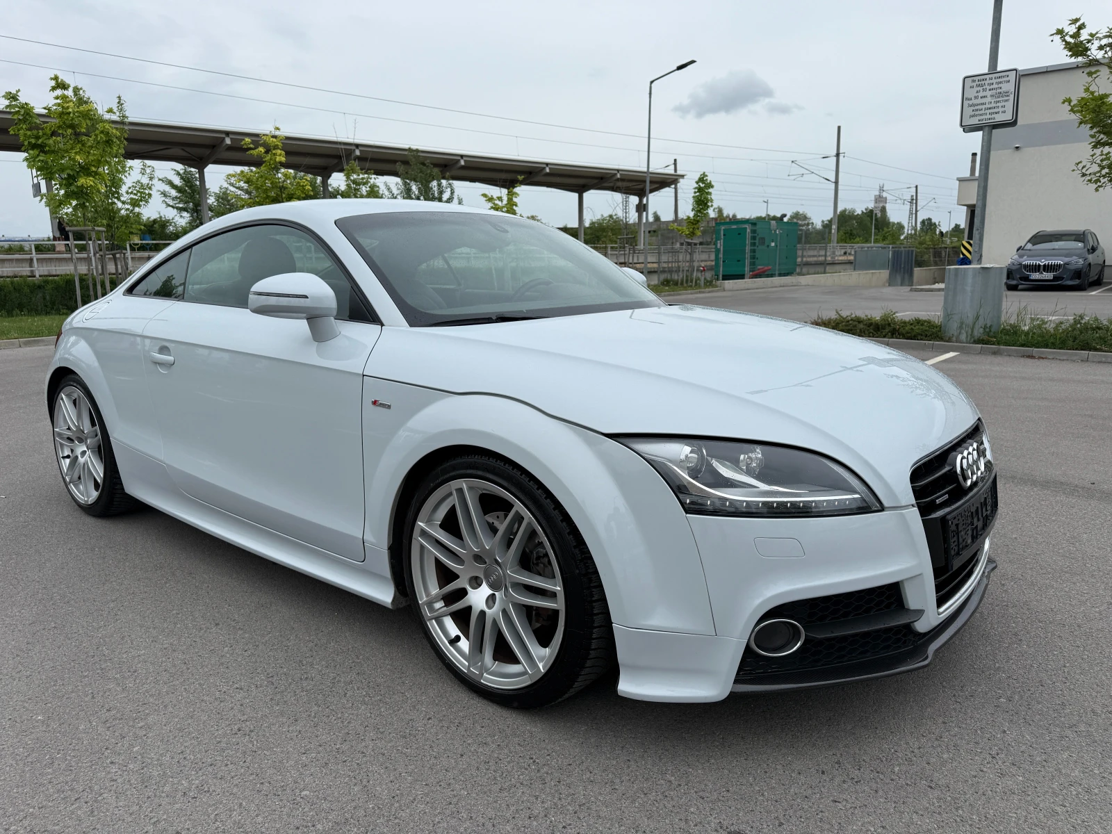 Audi Tt 2.0TFSI* S-LINE* QUATTRO* FULL* , снимка 3 - Автомобили и джипове - 54482447