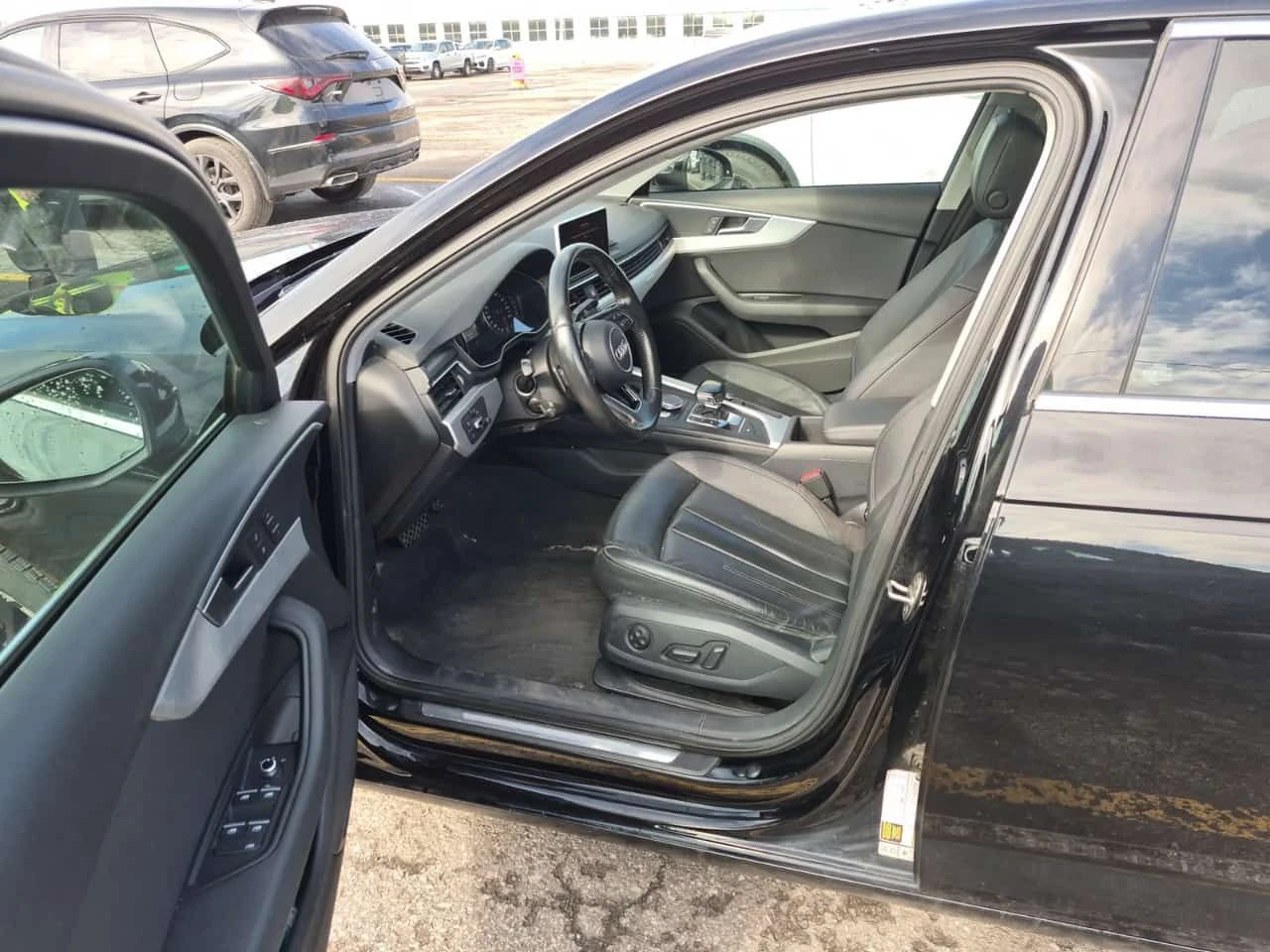 Audi A4 Progressiv/CARFAX/Шибидах/Памет/Подгрев, снимка 5 - Автомобили и джипове - 54569170