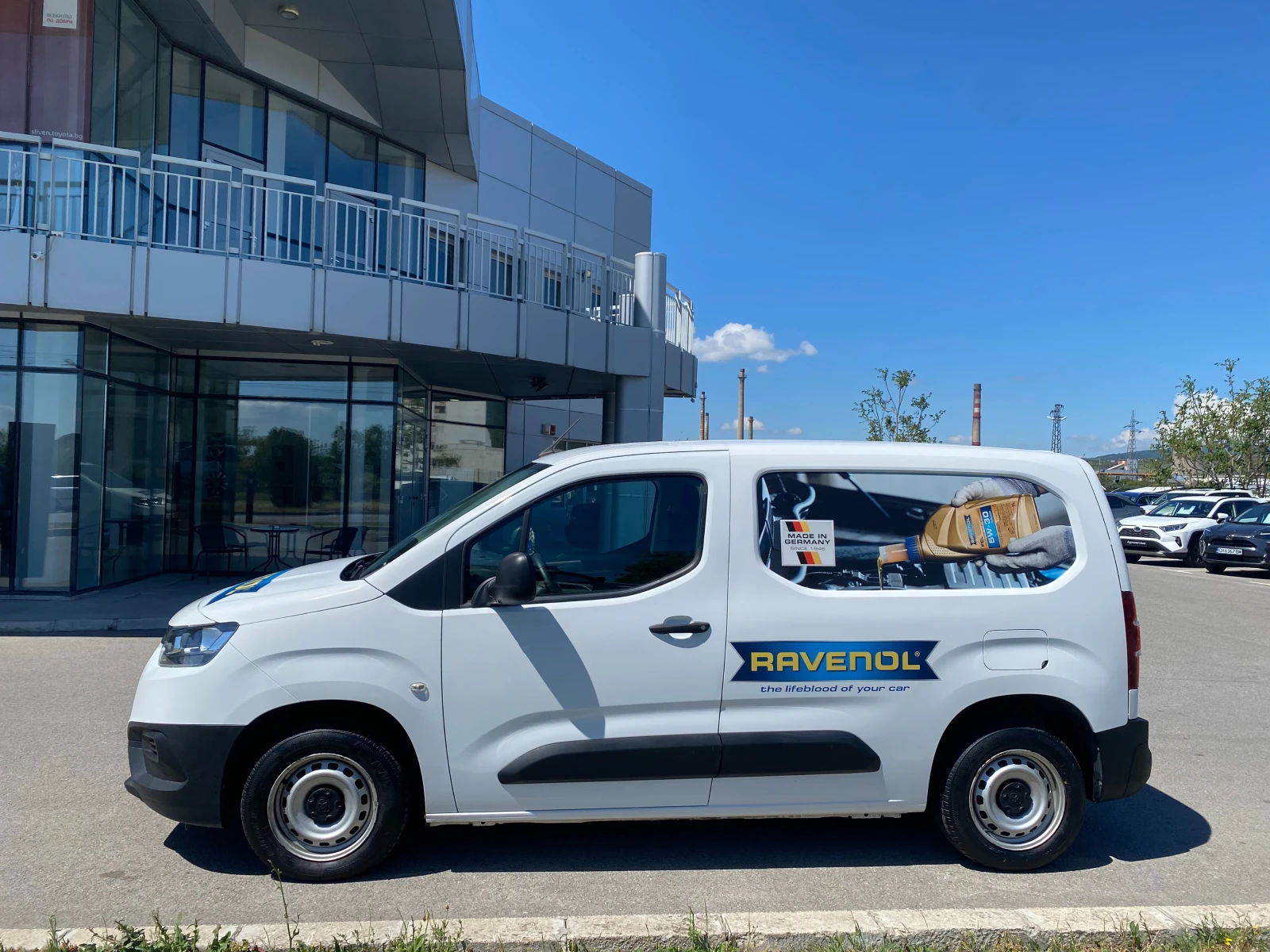 Toyota Proace City 1.5D, L1, 5MT, снимка 4 - Автомобили и джипове - 54594707