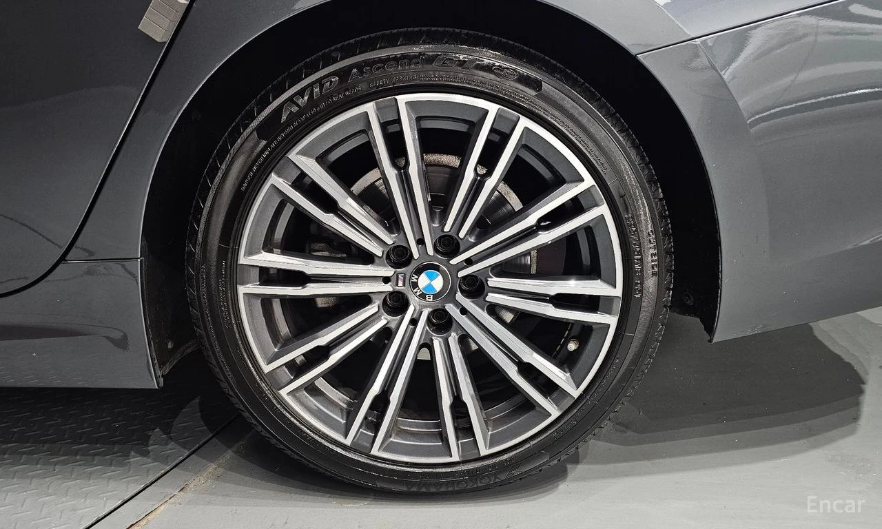 BMW 320 �������� * ���� * KEYLESS * ���������� * HEAD-UP | Mobile.bg � ����������� 7