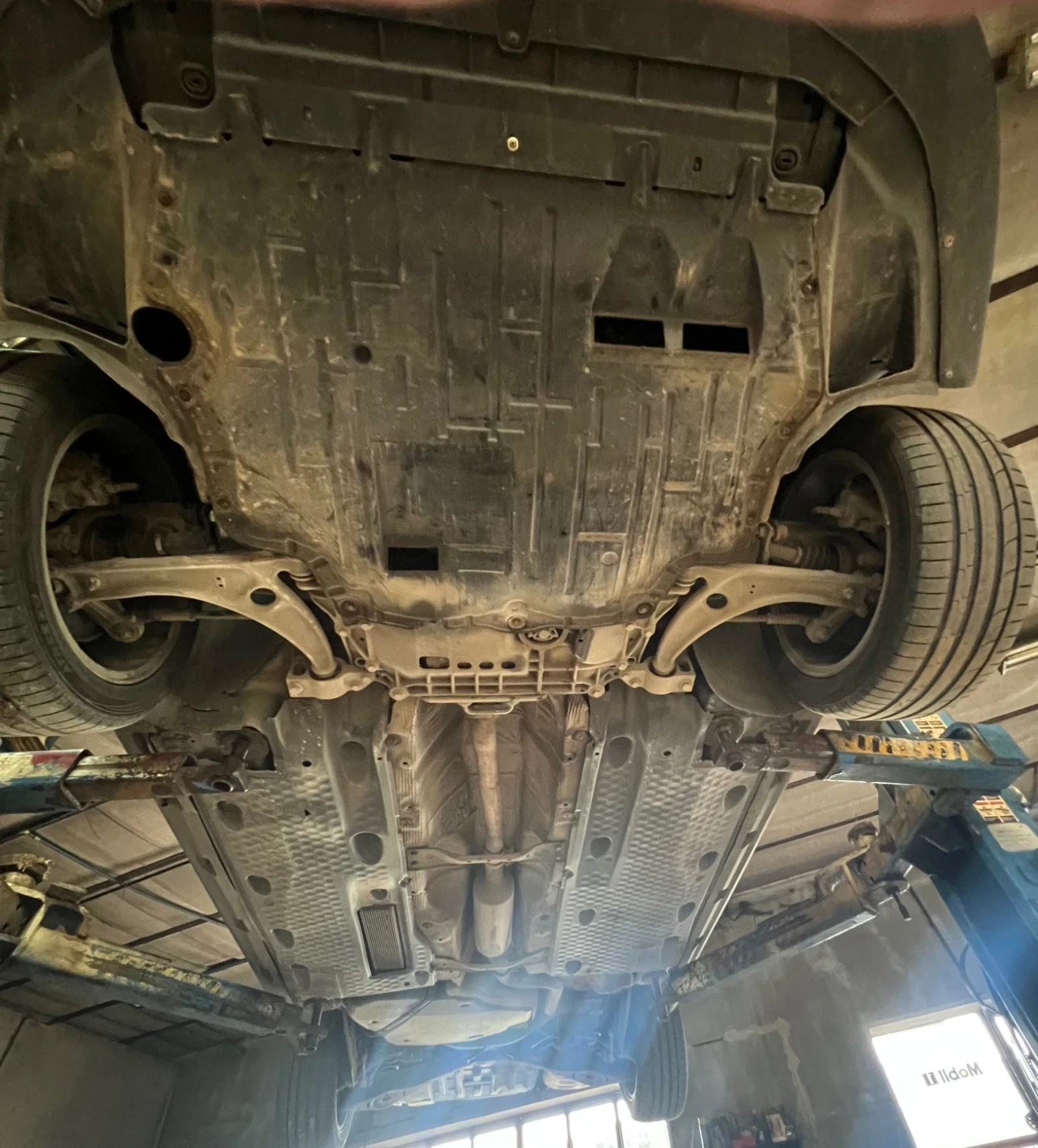 VW Passat 1.9 105, снимка 13 - Автомобили и джипове - 55140491