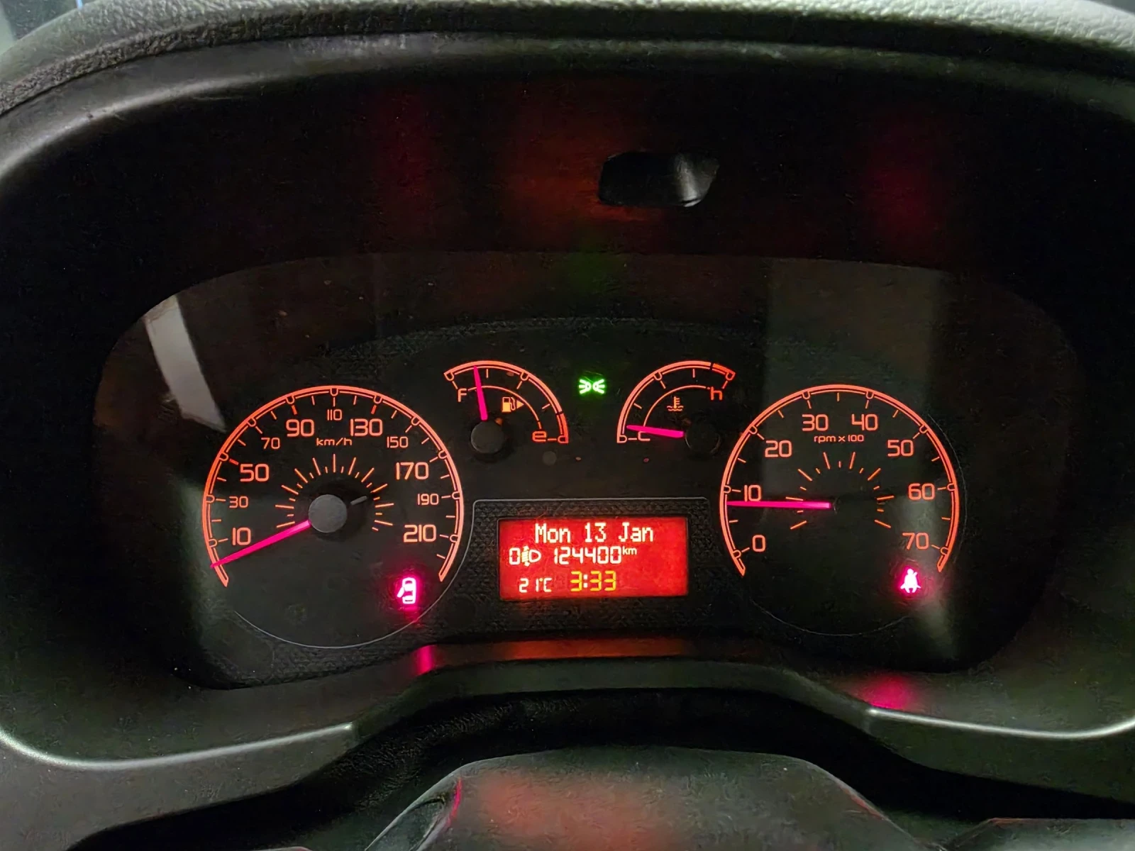 Citroen Nemo 1.3* 75кс* РЕГ* 124 400KM* КЛИМА* СЕРВИЗНА ИСТОРИЯ, снимка 7 - Автомобили и джипове - 55177519