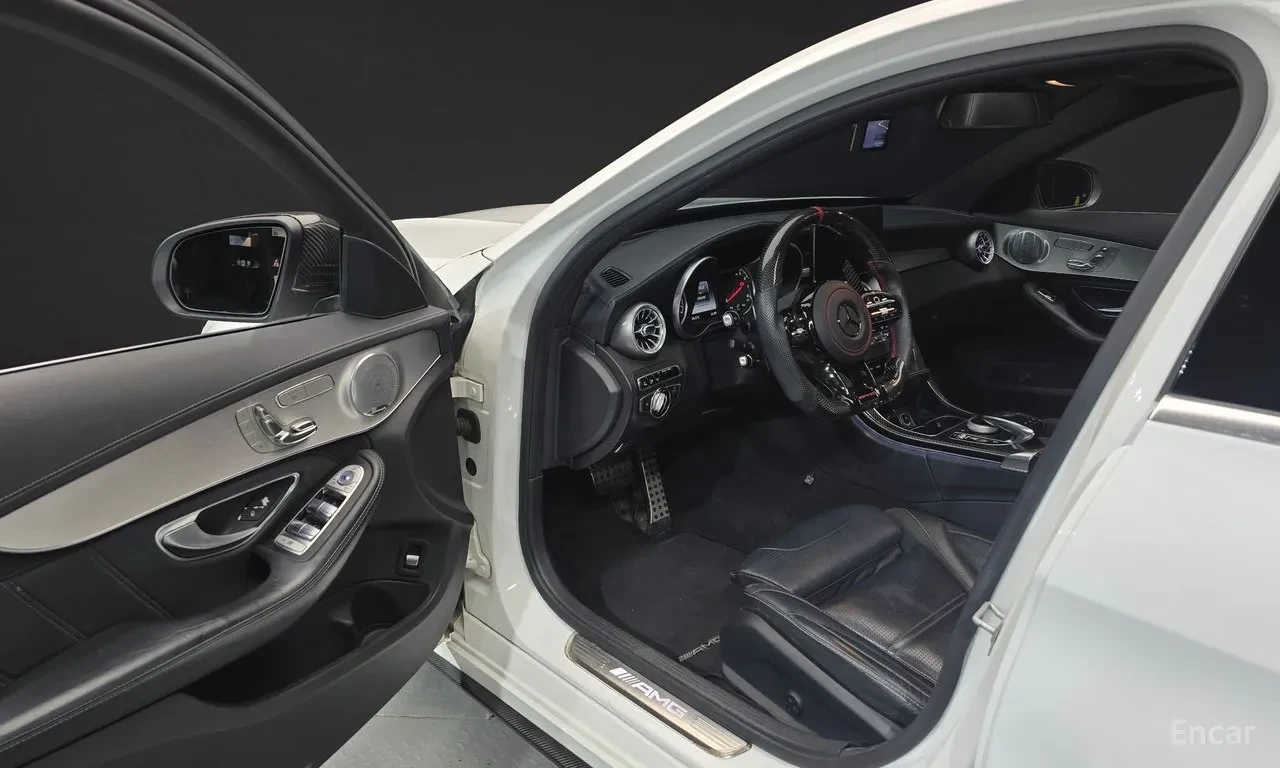Mercedes-Benz C 63 AMG P ZERO| CARBON| 360| HEADS UP, снимка 6 - Автомобили и джипове - 55589611