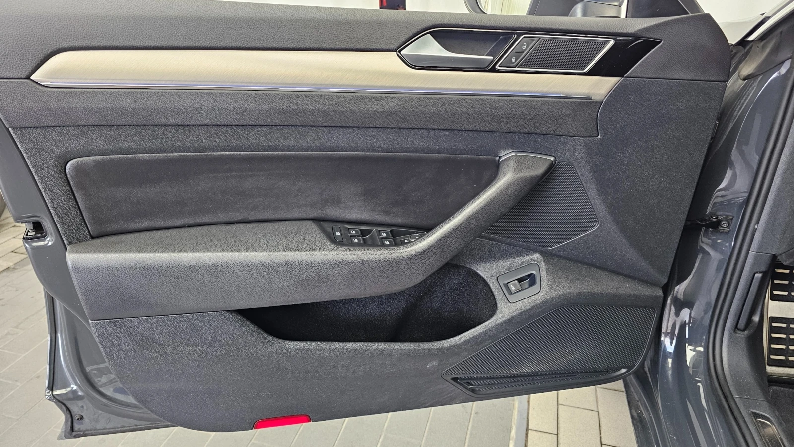 VW Arteon 2.0 TDI Premium | Адаптивен круиз | Обдухване| Мас, снимка 9 - Автомобили и джипове - 55663166