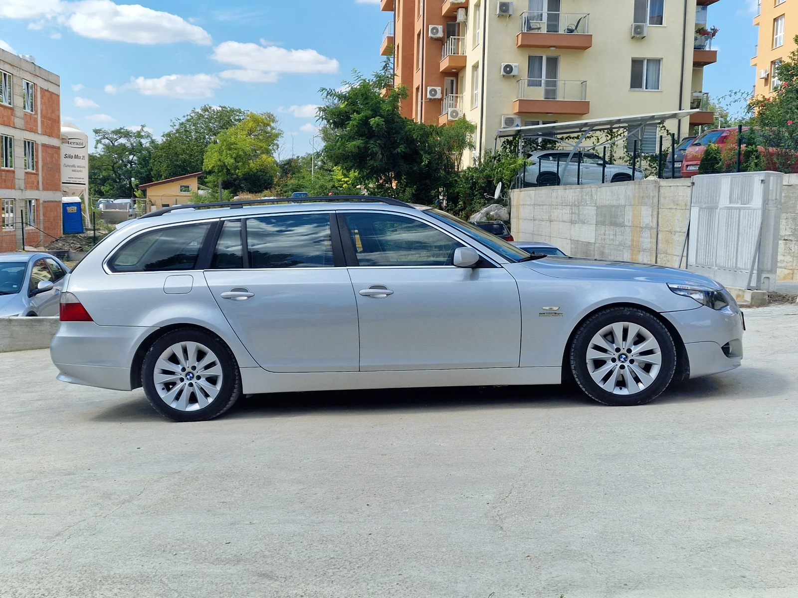 BMW 530 D, снимка 4 - Автомобили и джипове - 56594735