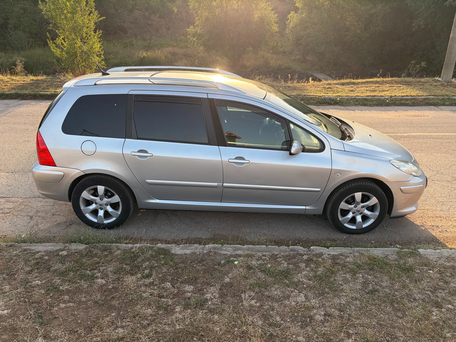 Peugeot 307 2.0+ Gas, снимка 6 - Автомобили и джипове - 55952537
