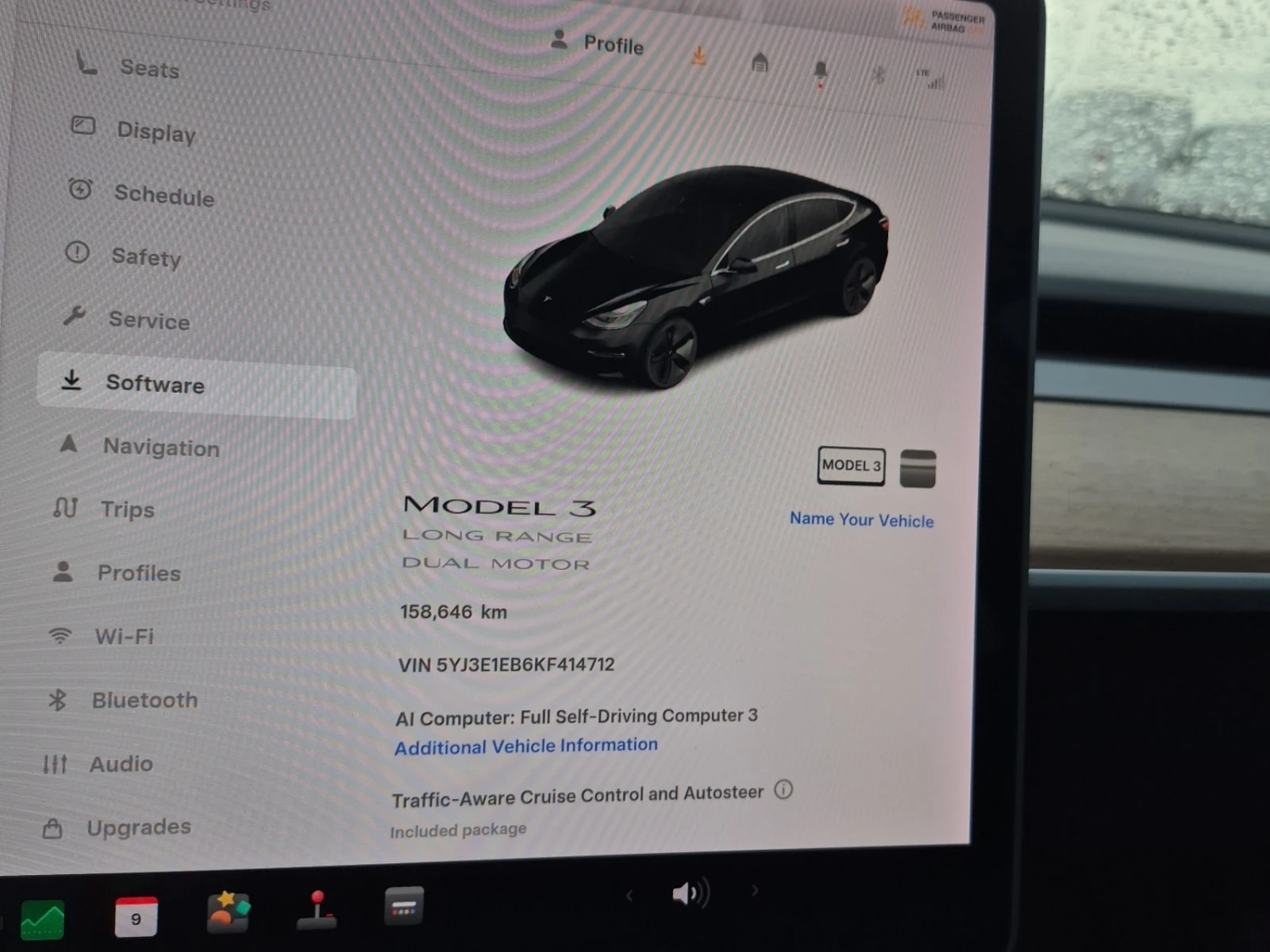 Tesla Model 3 * LONG RANGE * DISTRONIC* ПОДГРЕВ, снимка 9 - Автомобили и джипове - 56006991
