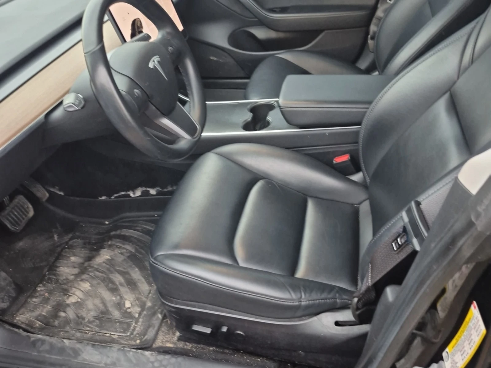 Tesla Model 3 * LONG RANGE * DISTRONIC* ПОДГРЕВ, снимка 6 - Автомобили и джипове - 56006991