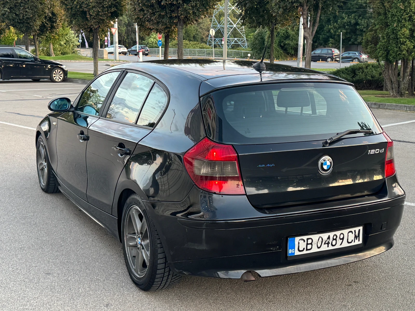 BMW 120 D, снимка 2 - Автомобили и джипове - 56060509