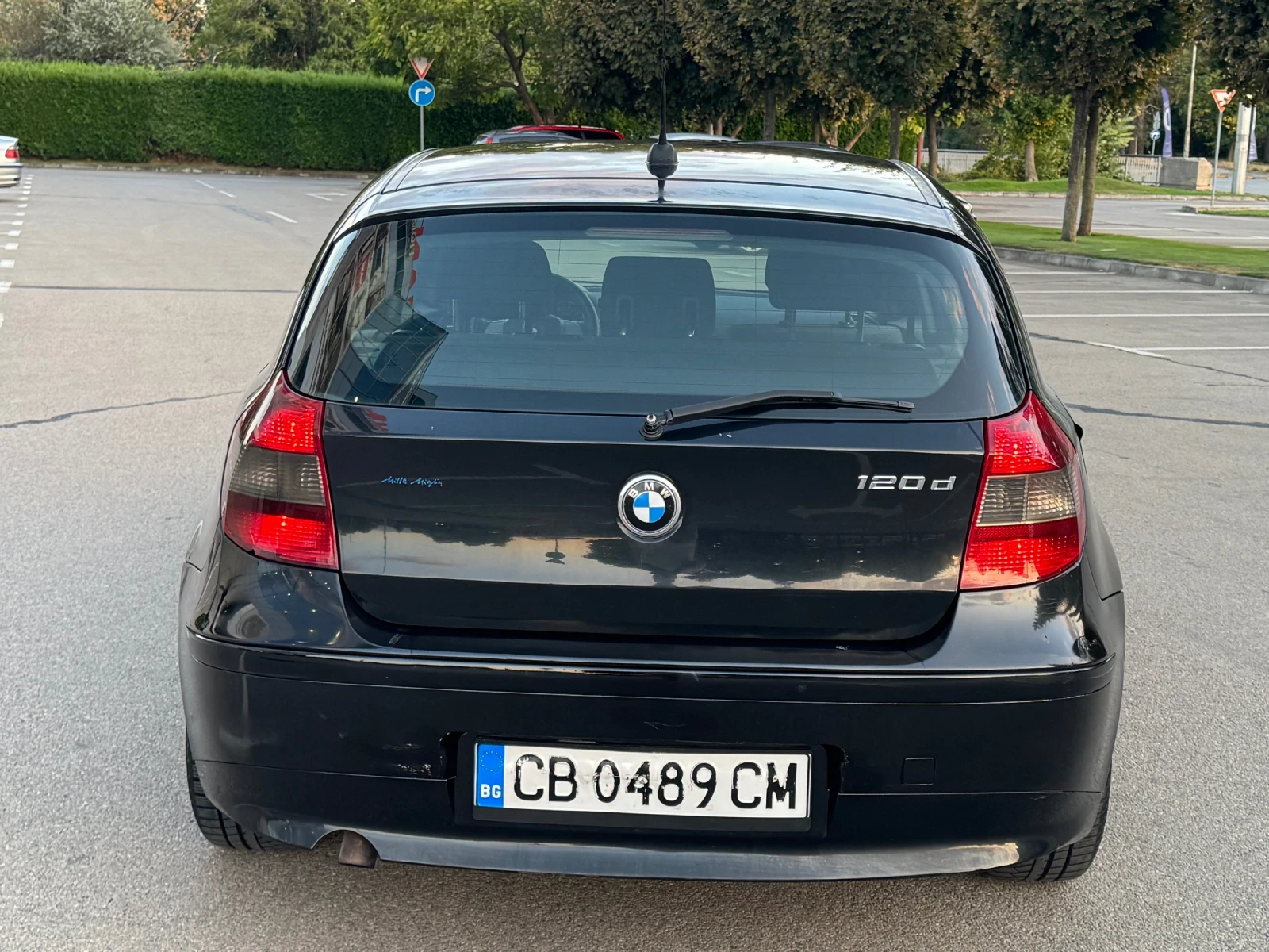BMW 120 D, снимка 6 - Автомобили и джипове - 56060509