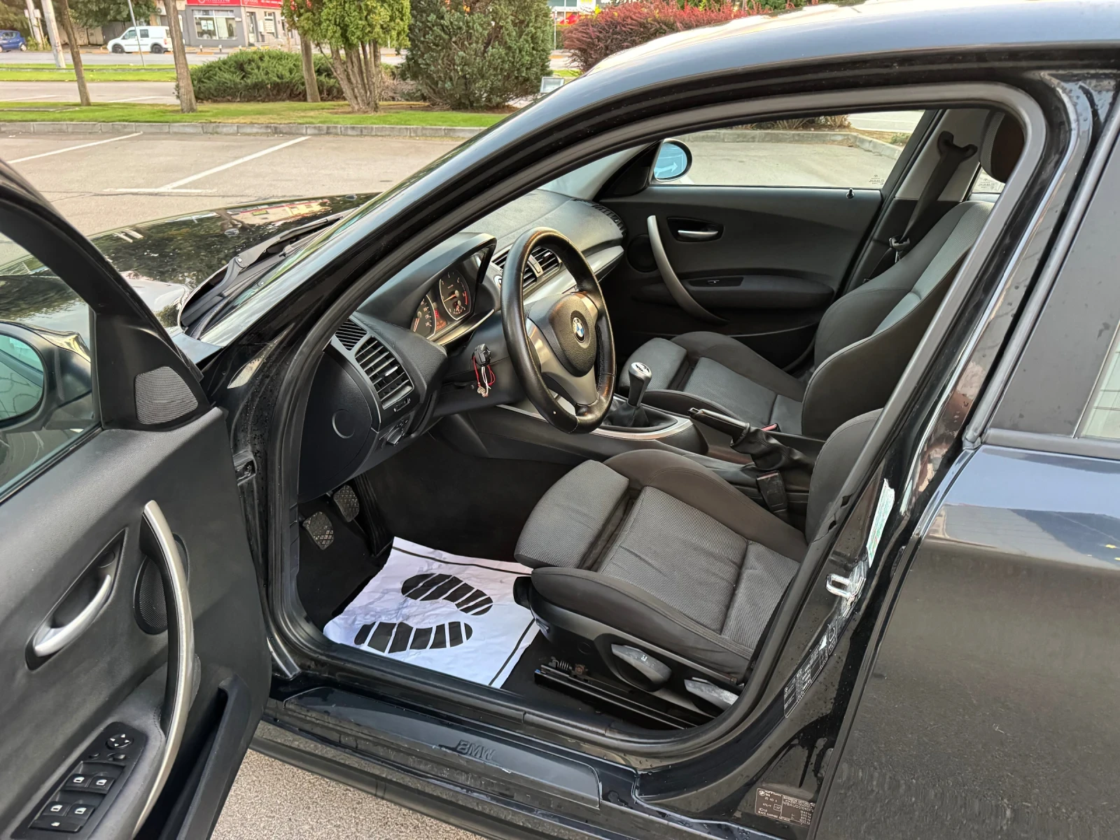 BMW 120 D, снимка 7 - Автомобили и джипове - 56060509