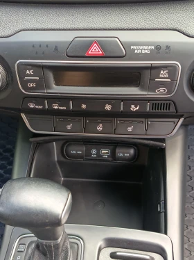 Kia Sorento UM  2.2 200кс. 7 места, снимка 10