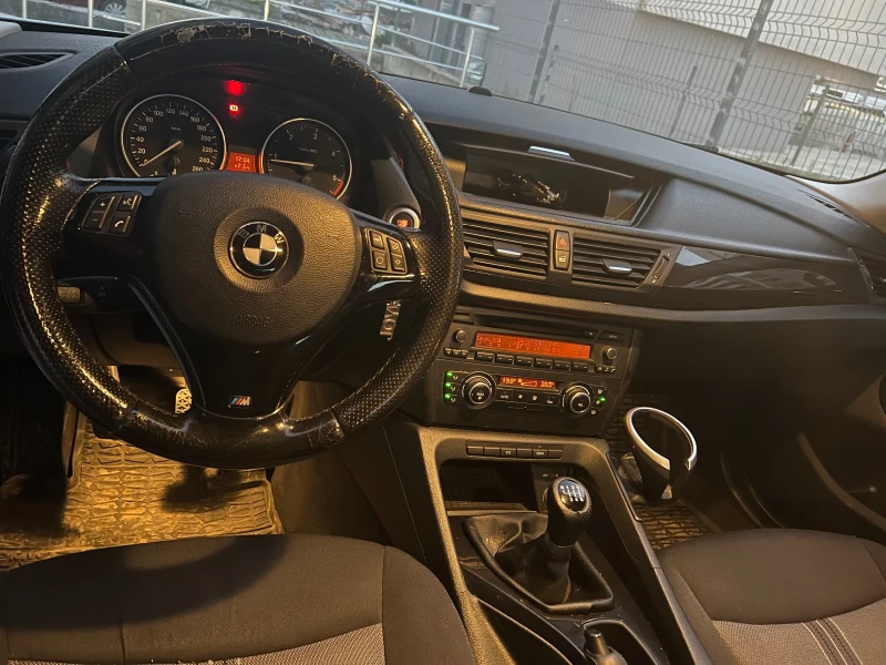 BMW X1 2.0D БЕЗ ЗАБЕЛЕЖКИ, снимка 5 - Автомобили и джипове - 48731359