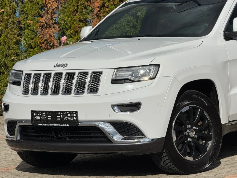 Jeep Grand cherokee 3.0D-SUMMIT-ПАНОРАМА-KEYLSS-ПОДГРЕВ-ОБДУХВАНЕ-FULL, снимка 2 - Автомобили и джипове - 52038409