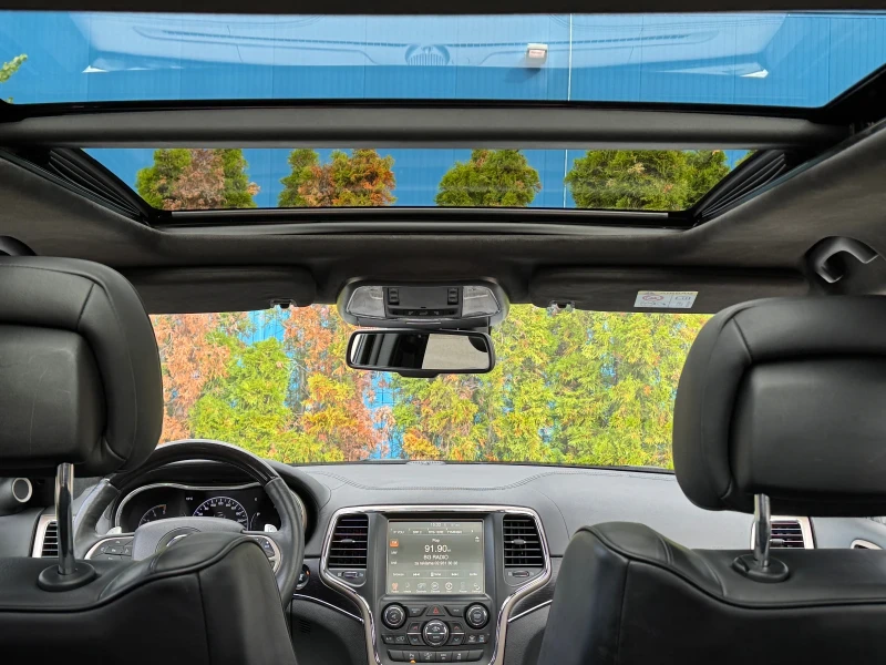 Jeep Grand cherokee 3.0D-SUMMIT-ПАНОРАМА-KEYLSS-ПОДГРЕВ-ОБДУХВАНЕ-FULL, снимка 10 - Автомобили и джипове - 52038409