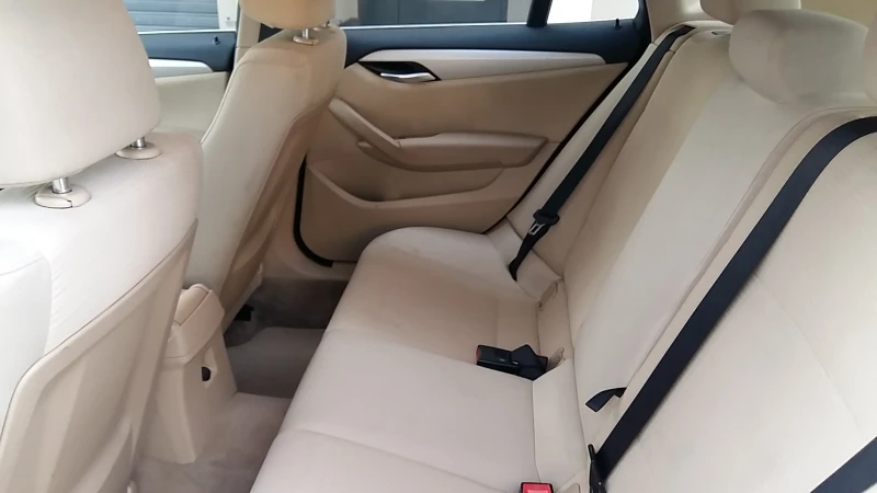 BMW X1 2.0d/XDRIVE-Sport Edition!, снимка 10 - Автомобили и джипове - 52054919