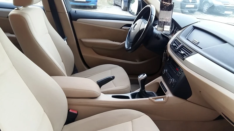 BMW X1 2.0d/XDRIVE-Sport Edition!, снимка 11 - Автомобили и джипове - 52054919