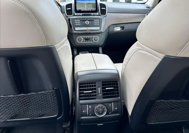 Mercedes-Benz GLS 63 AMG 4Matic, снимка 9 - Автомобили и джипове - 52658889