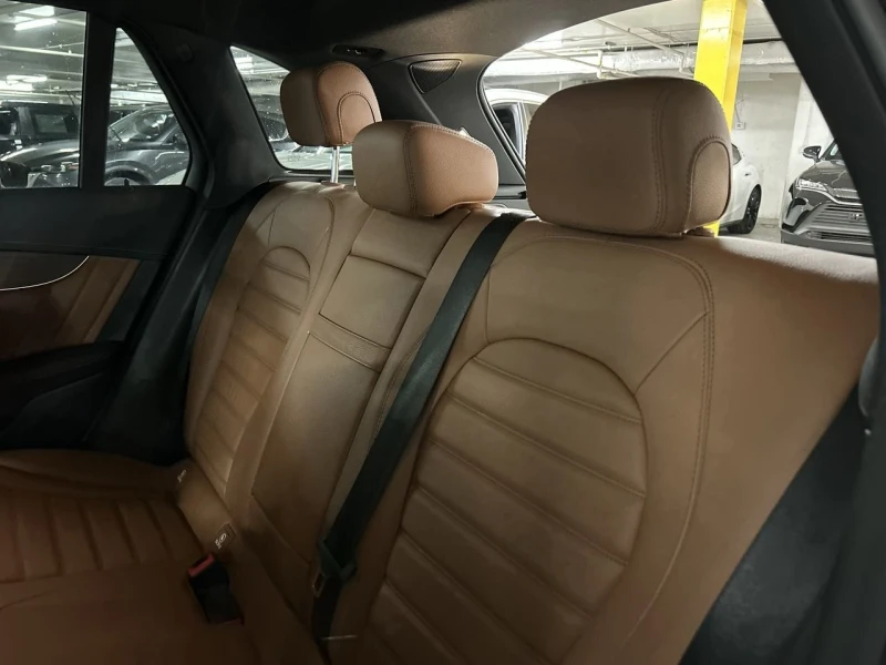 Mercedes-Benz GLC 43 AMG 4MATIC С РЕГИСТРАЦИЯ & АВТО КРЕДИ, снимка 13 - Автомобили и джипове - 53457056