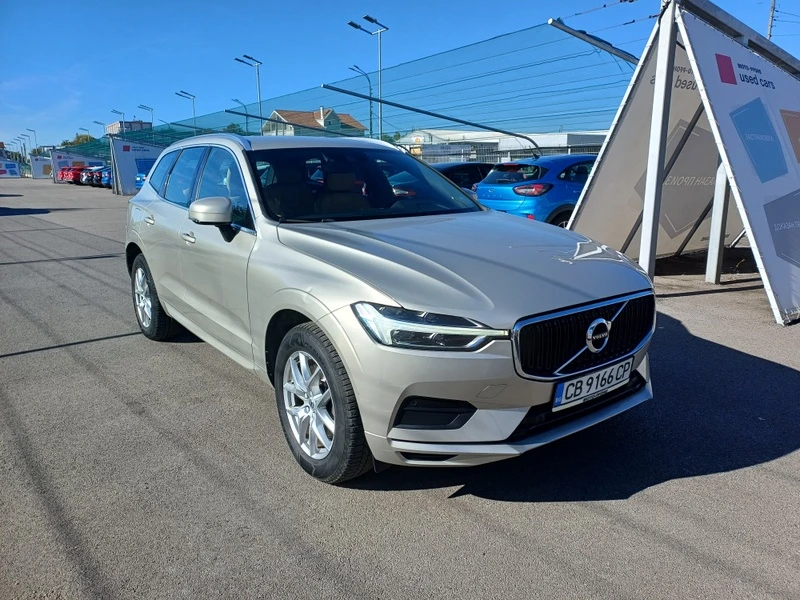 Volvo XC60 2.0 D4, снимка 7 - Автомобили и джипове - 47435247