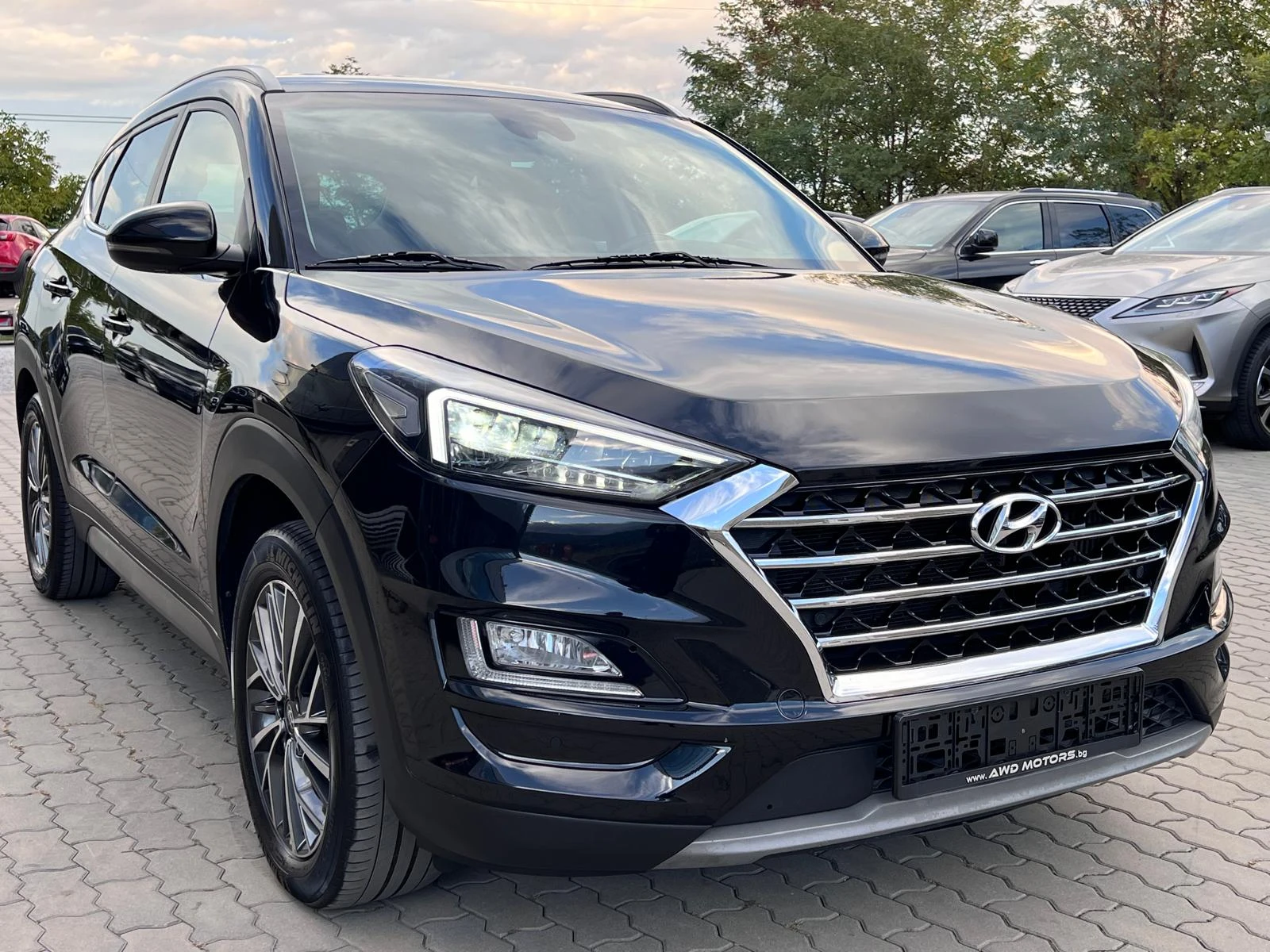 Hyundai Tucson Face 4x4 Дистроник Keyless Кожа Подгрев Нави Камер - изображение 2