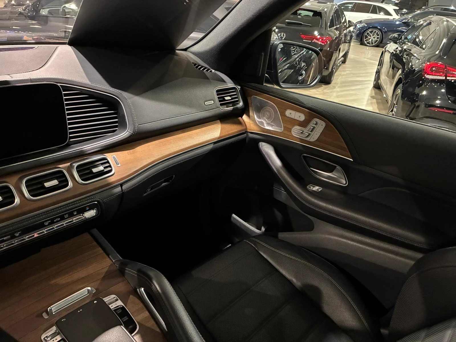 Mercedes-Benz GLS 400 d AMG ГАРАНЦИЯ ОБСЛУЖЕН ЛИЗИНГ - изображение 10