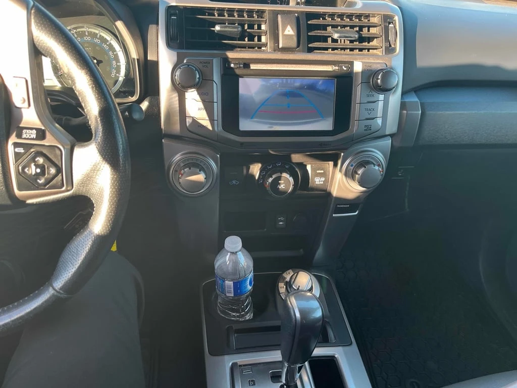 Toyota 4runner * SR5 * CARFAX * БЕЗ ПЪРВОНАЧАЛНА ВНОСКА - изображение 9