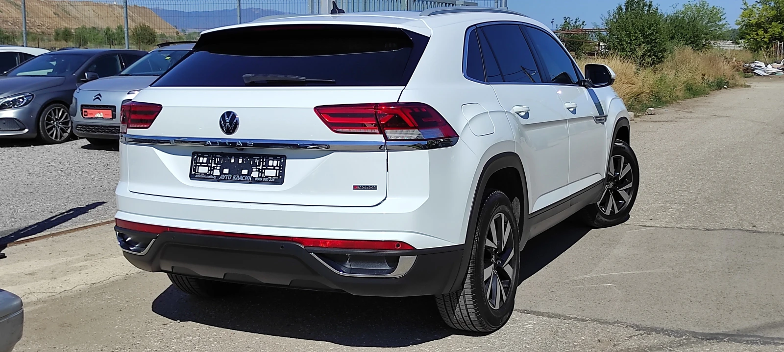 VW Atlas CROSS-SPOR: 4-MOTION: FULL OPTION!!!, снимка 5 - Автомобили и джипове - 54344584