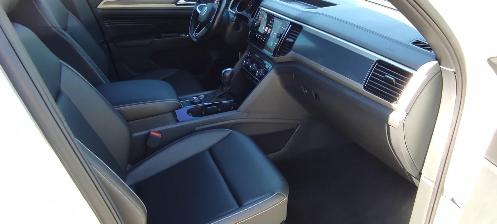 VW Atlas CROSS-SPOR: 4-MOTION: FULL OPTION!!!, снимка 9 - Автомобили и джипове - 54344584