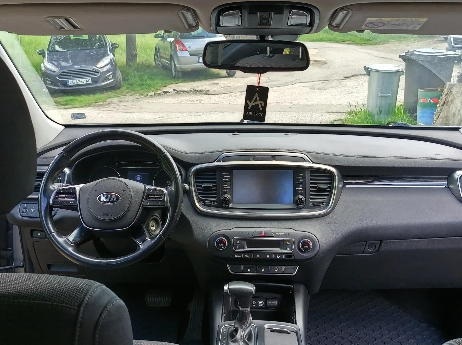 Kia Sorento UM  2.2 200кс. 7 места, снимка 8 - Автомобили и джипове - 54829130