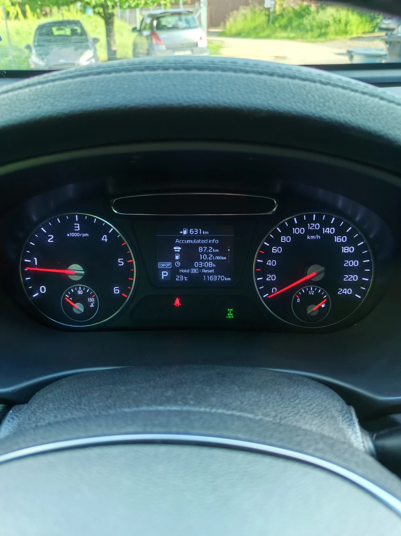 Kia Sorento UM  2.2 200кс. 7 места, снимка 16 - Автомобили и джипове - 54829130