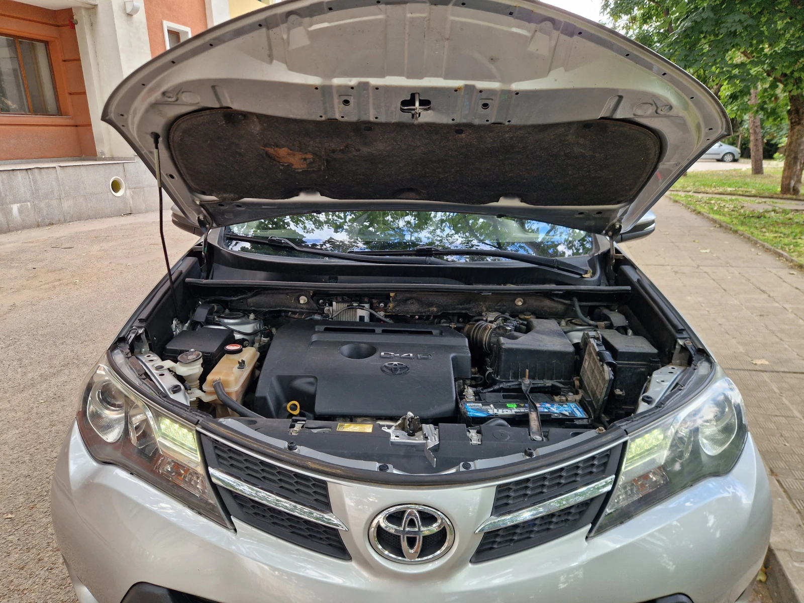 Toyota Rav4 4x4  D4D Камера Подгрев, снимка 17 - Автомобили и джипове - 55124377